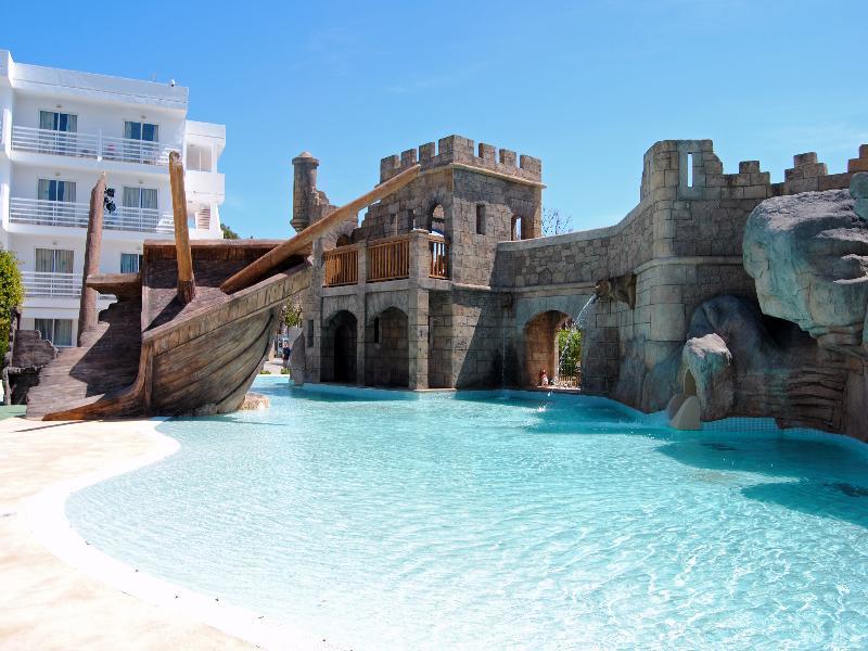 Pirates Village Santa Ponsa Exteriör bild