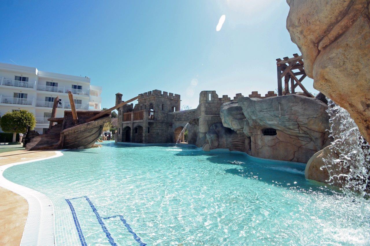Pirates Village Santa Ponsa Exteriör bild