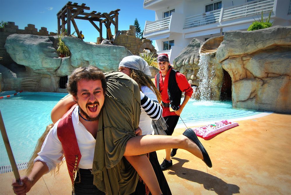 Pirates Village Santa Ponsa Exteriör bild